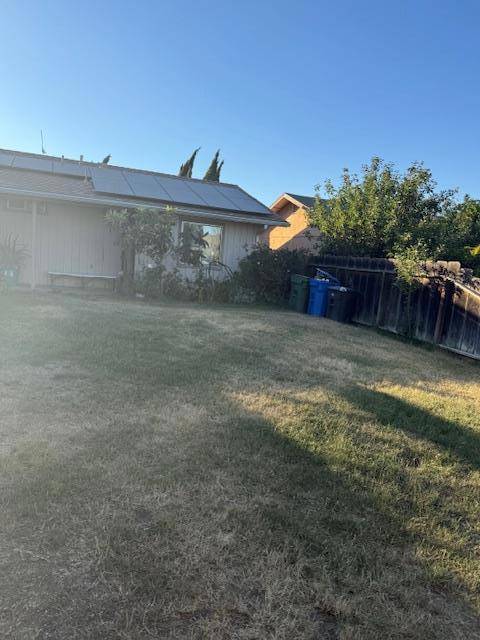 Greenfield, CA 93927,1102 Pinnacles AVE
