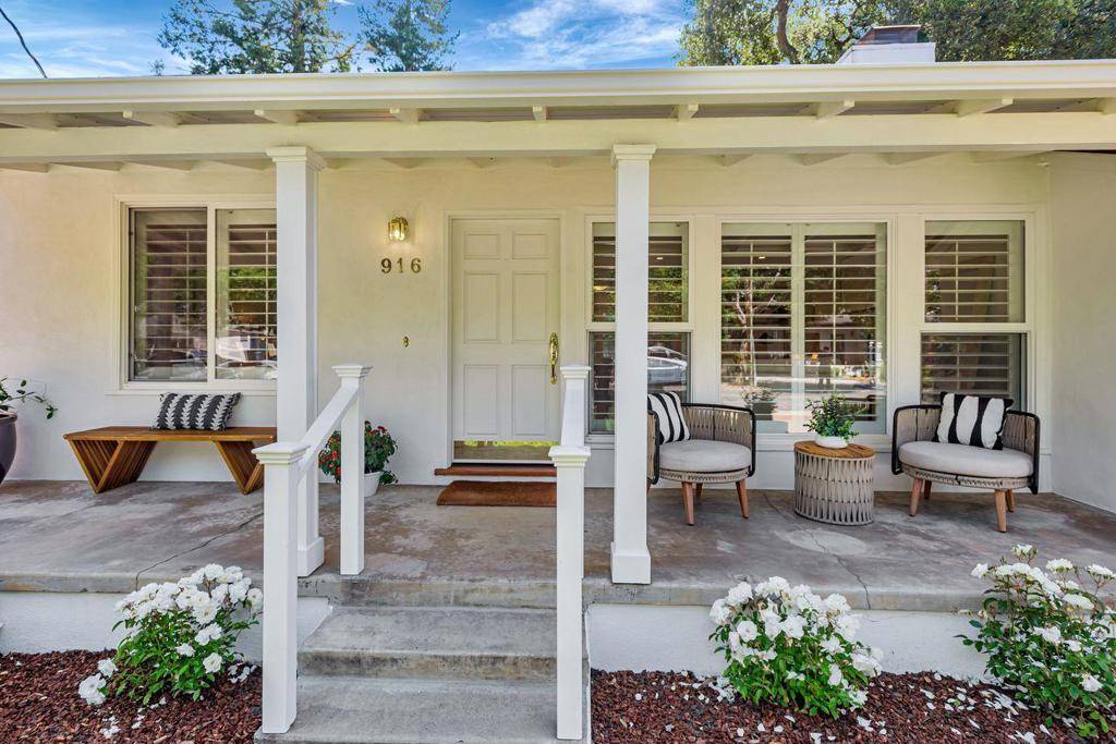 Menlo Park, CA 94025,916 Peggy LN