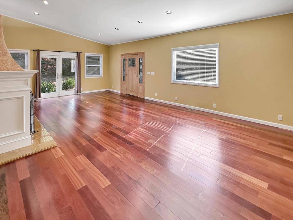 Woodside, CA 94062,225 Lindenbrook RD
