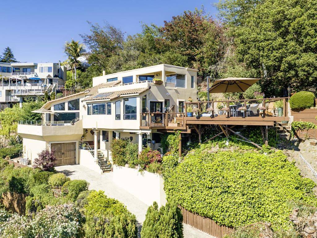 Soquel, CA 95073,3300 Crystal Heights DR