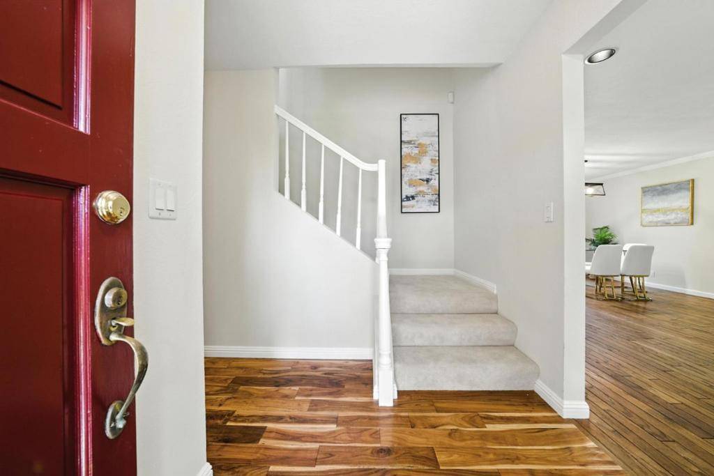 San Jose, CA 95136,4957 New Compton CT