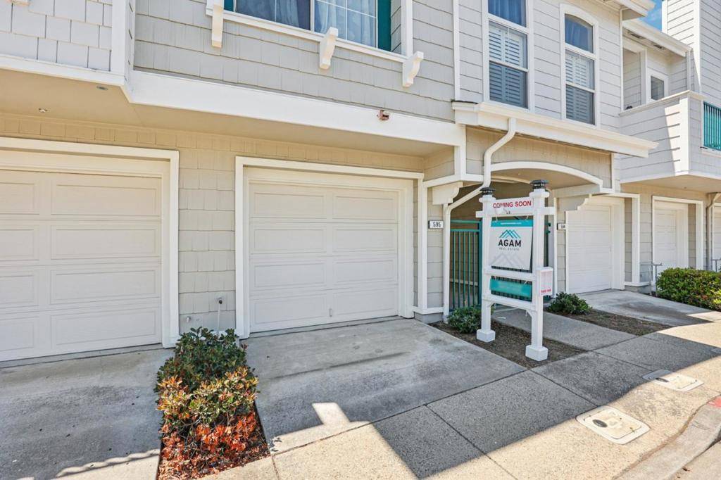 CA 94065,595 Shoal CIR