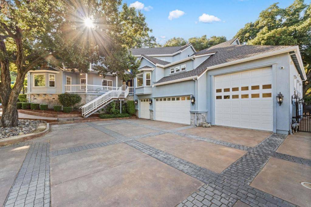 Gilroy, CA 95020,1925 Mantelli DR