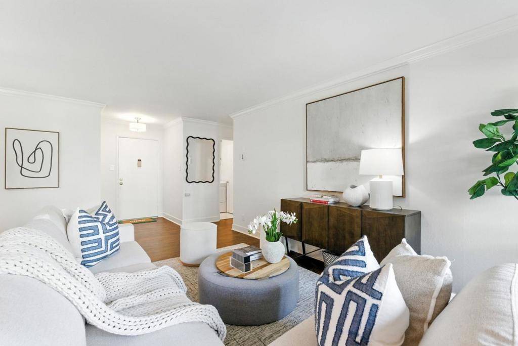 Foster City, CA 94404,1061 Beach Park BLVD #103