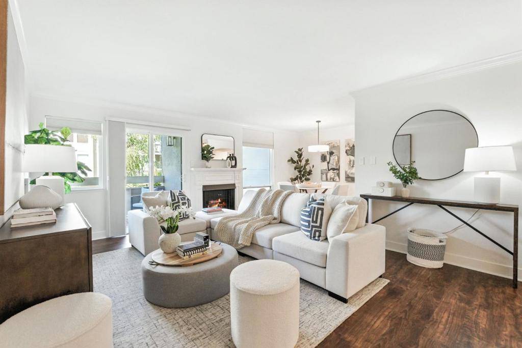 Foster City, CA 94404,1061 Beach Park BLVD #103