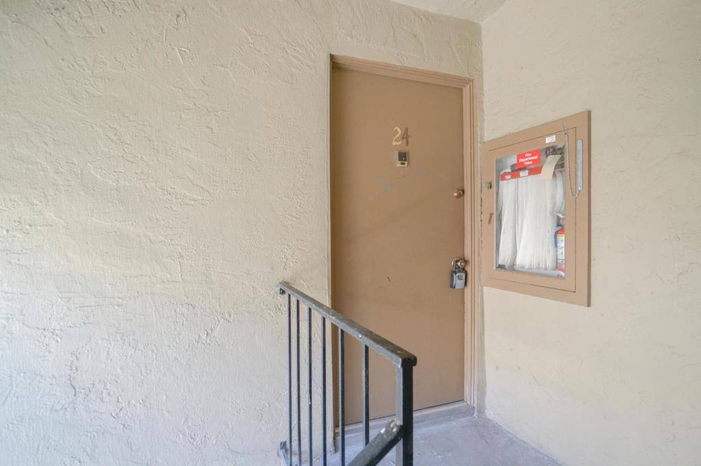San Jose, CA 95129,360 Auburn WAY #24