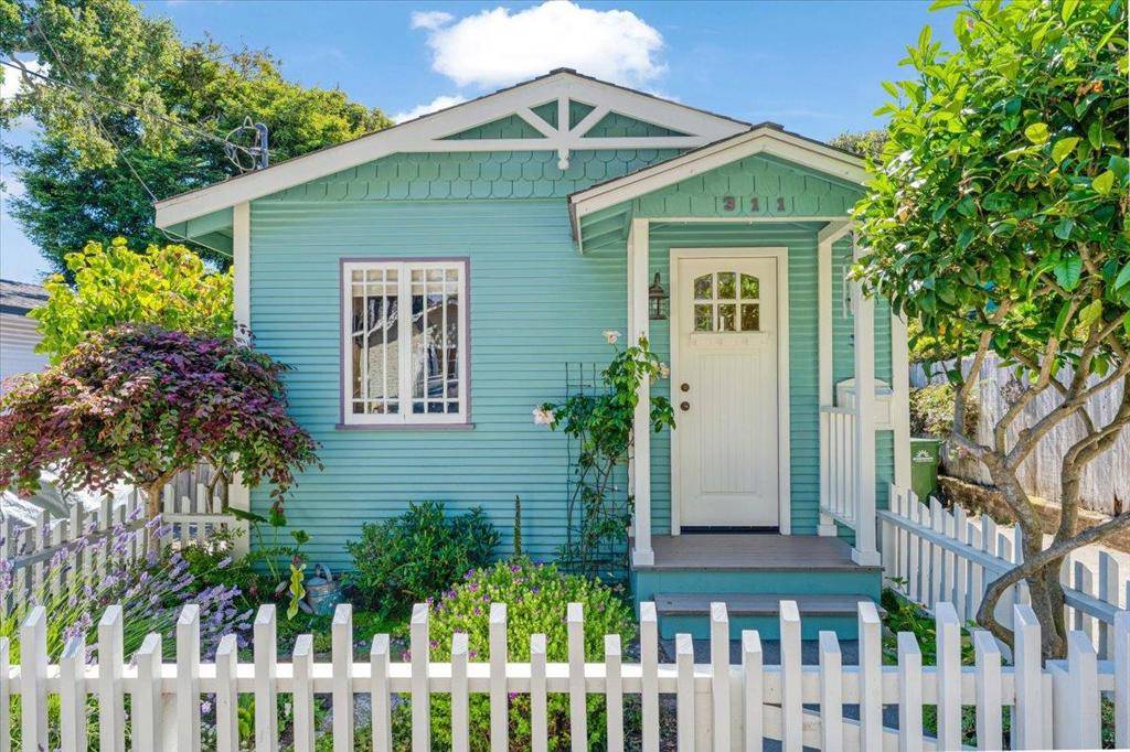 Pacific Grove, CA 93950,311 Cedar ST