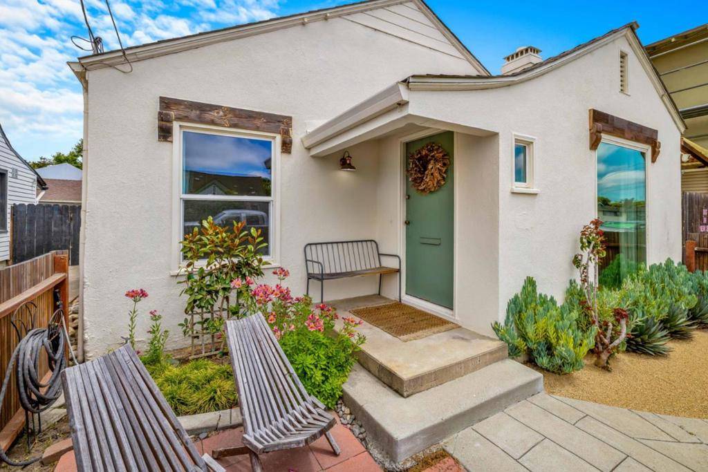 Salinas, CA 93901,255 Katherine AVE