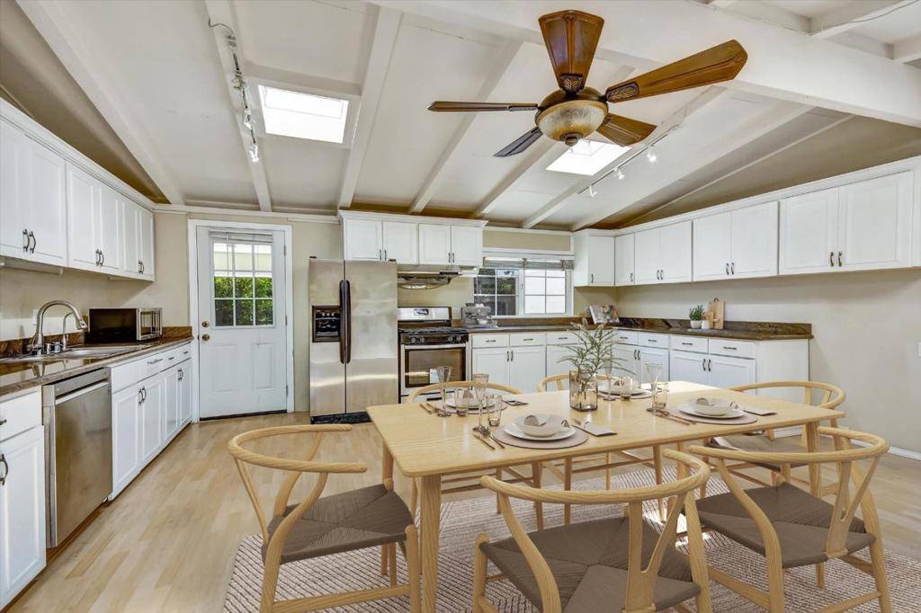 Cupertino, CA 95014,18725 Tilson AVE