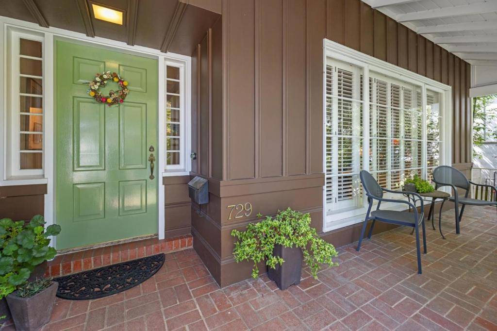 Burlingame, CA 94010,729 Plymouth WAY