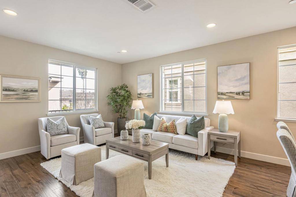 Hayward, CA 94544,217 Catherine PL