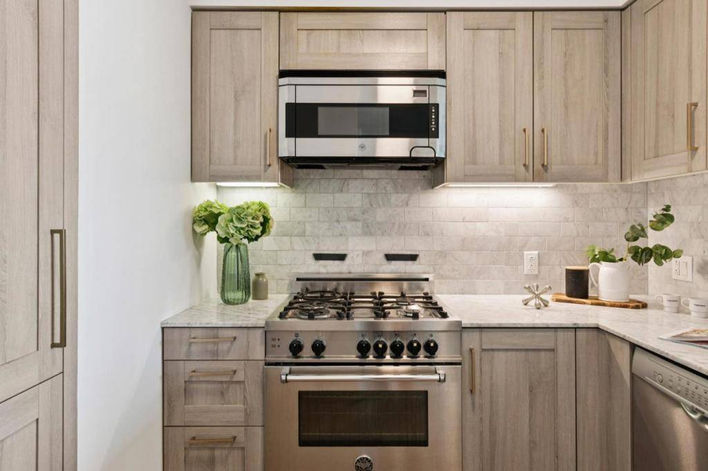 San Francisco, CA 94105,401 Harrison ST #25A