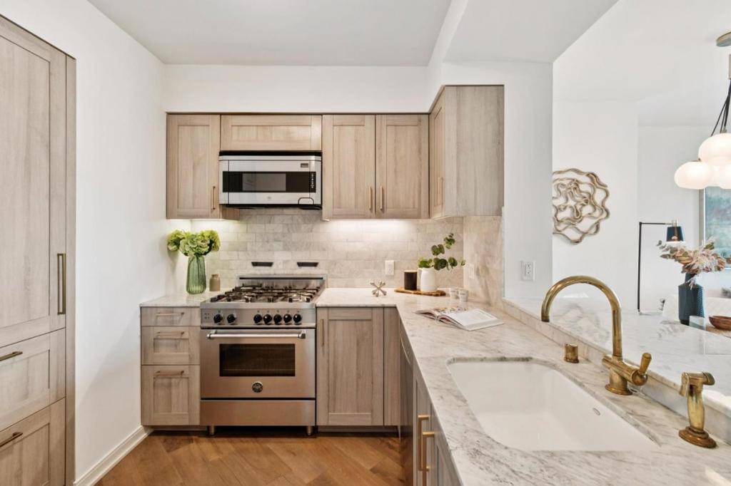 San Francisco, CA 94105,401 Harrison ST #25A