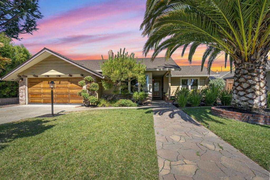 Campbell, CA 95008,910 Monica LN