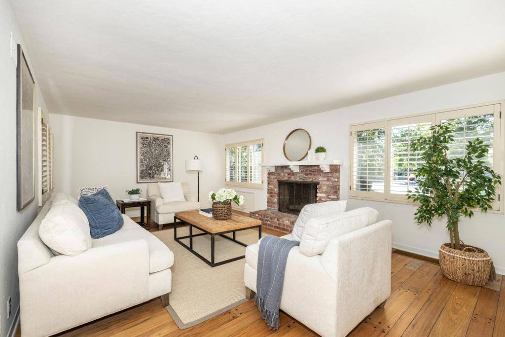 Los Altos, CA 94022,510 Valencia DR