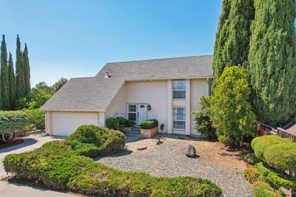 San Jose, CA 95132,3043 Crater LN