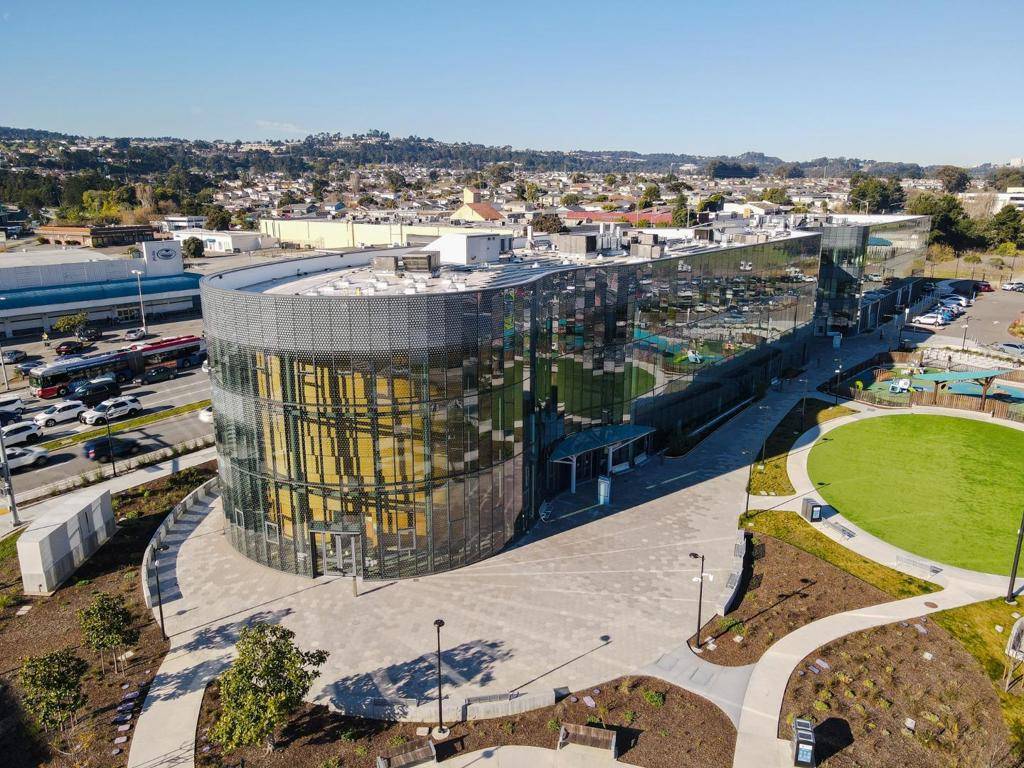 South San Francisco, CA 94080,577579 Miller AVE