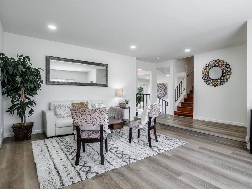 San Jose, CA 95121,1051 Woodminster DR
