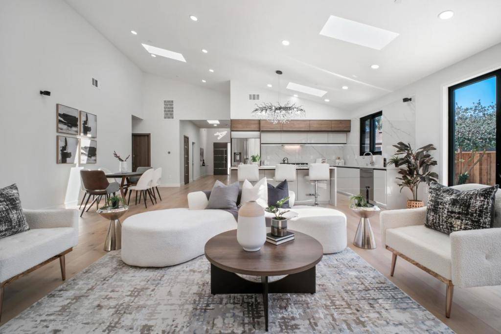 Sunnyvale, CA 94085,239 Eureka CT