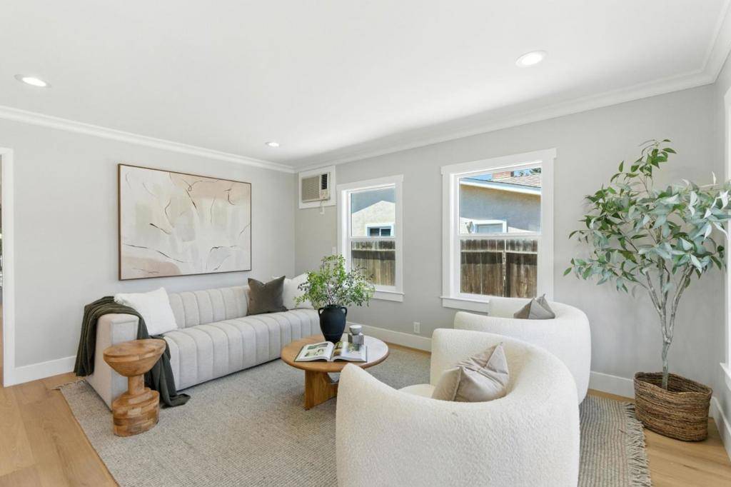 Sunnyvale, CA 94087,956 Bryant WAY