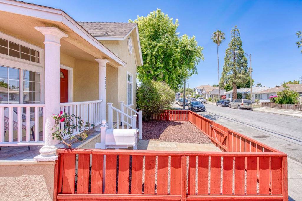 San Jose, CA 95112,209 N 16th ST