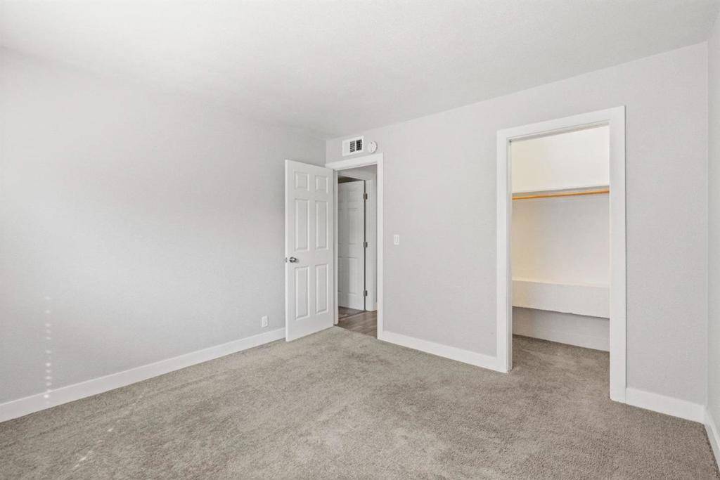 Cupertino, CA 95014,7344 Rainbow DR