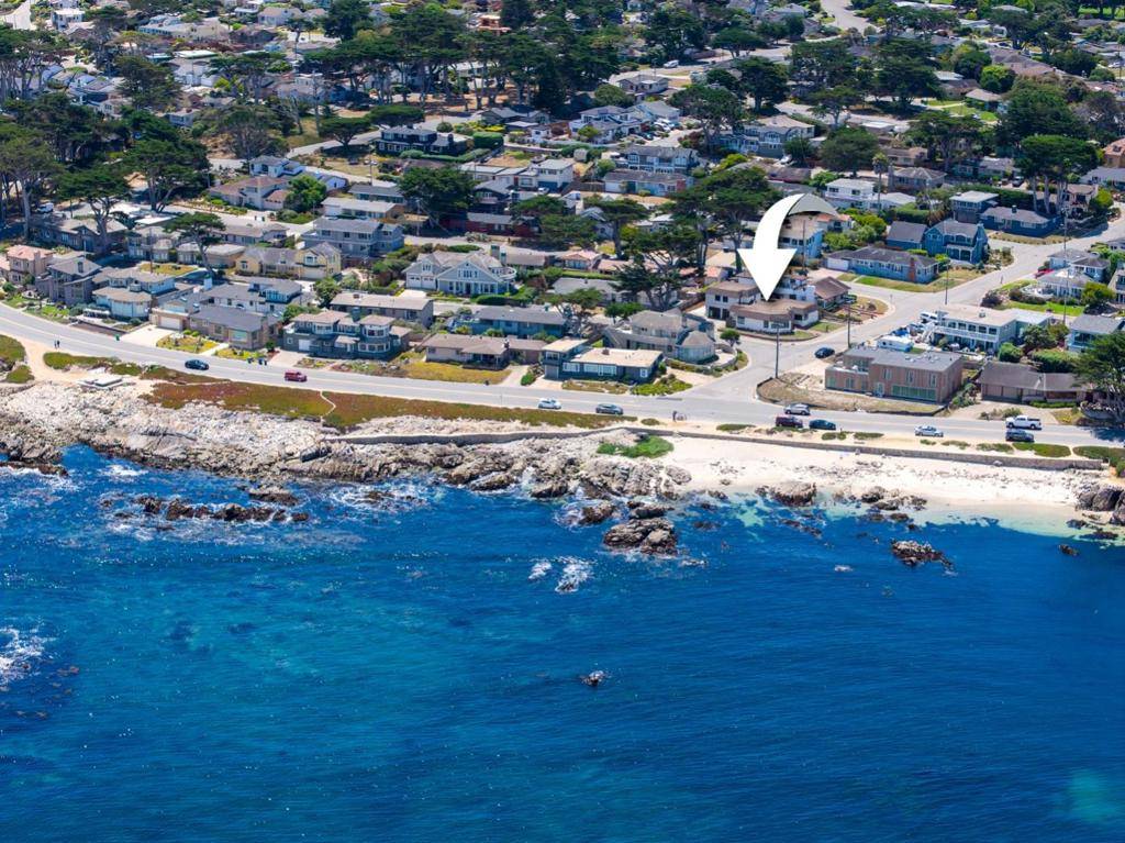 Pacific Grove, CA 93950,25 Coral ST