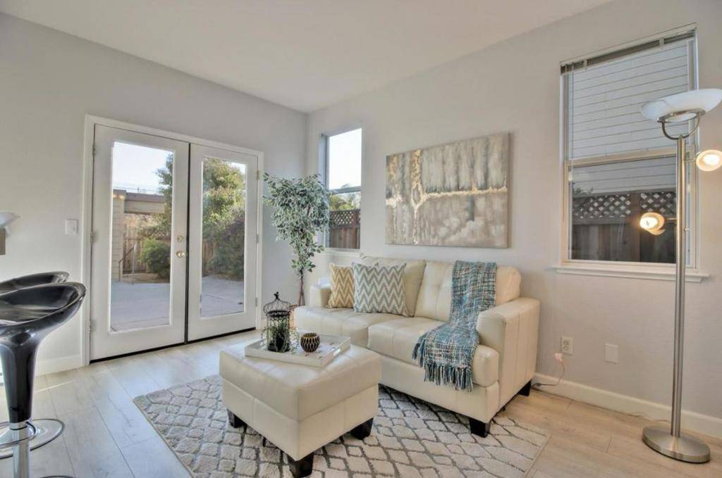 Santa Cruz, CA 95060,309 Village CIR