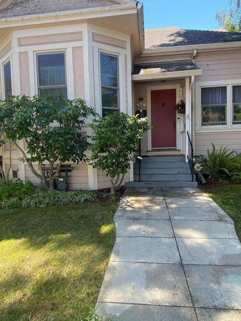Palo Alto, CA 94301,834 Kipling ST