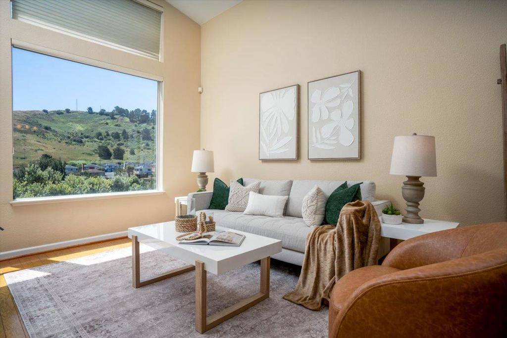 South San Francisco, CA 94080,25 Windcrest LN