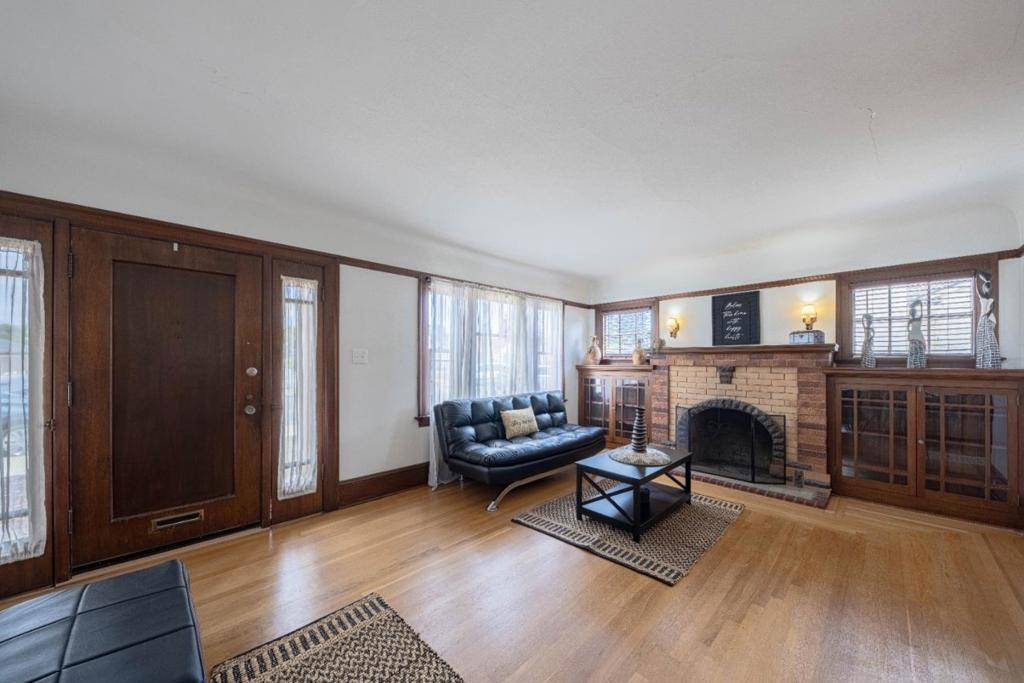 Salinas, CA 93901,146 Lorimer ST
