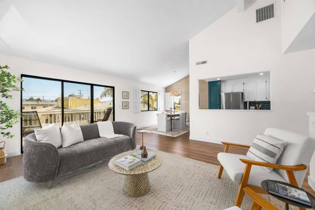 Santa Cruz, CA 95062,2512 Friesland CT