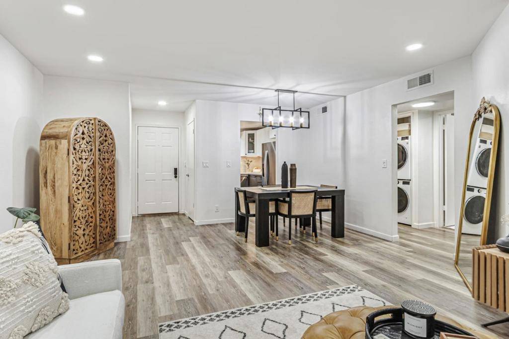 San Jose, CA 95124,3328 Kimber CT #21