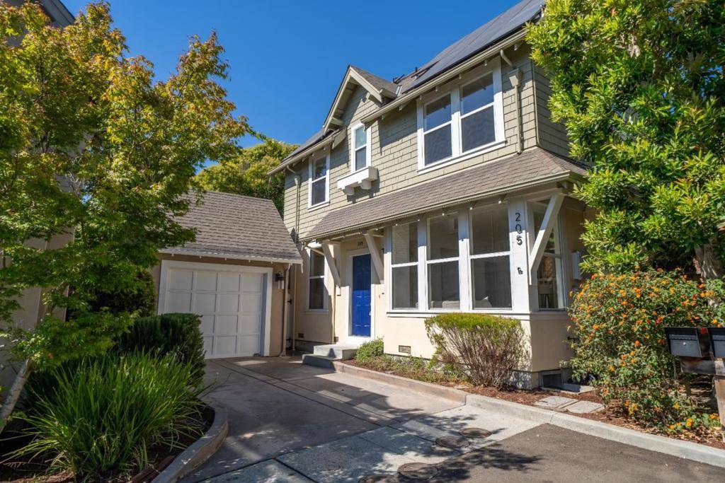 Santa Cruz, CA 95060,205 Roosevelt TER