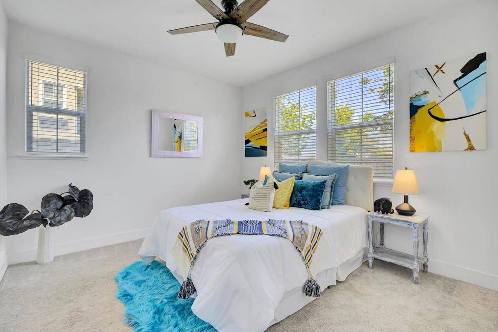 Newark, CA 94560,37356 Suncrest ST