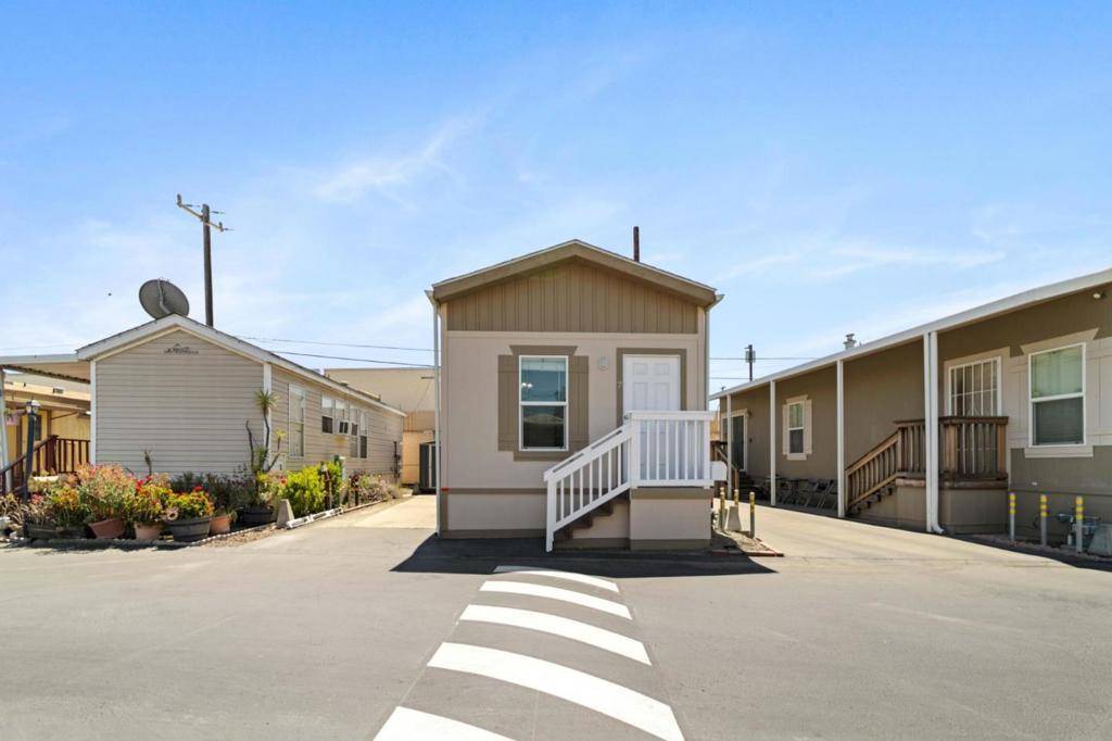 San Jose, CA 95111,4320 Monterey RD