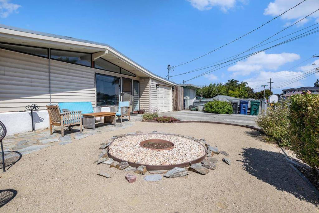 Hayward, CA 94545,27727 Orlando AVE