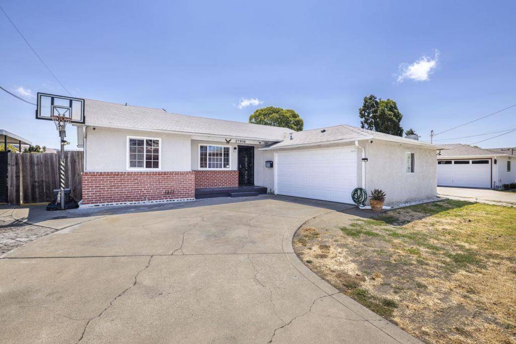 Hayward, CA 94544,27906 Thackeray AVE