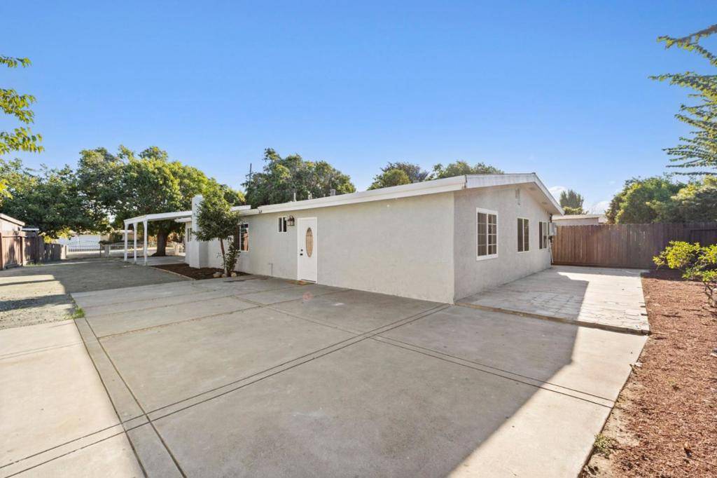 East Palo Alto, CA 94303,2887 Fordham ST