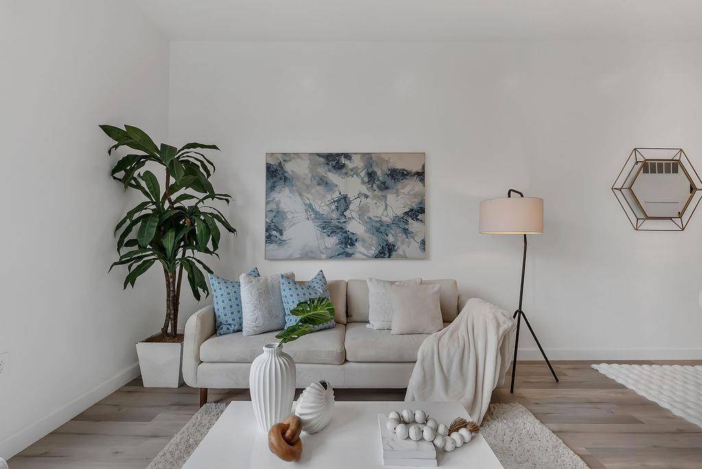 South San Francisco, CA 94080,889 McLellan DR #205