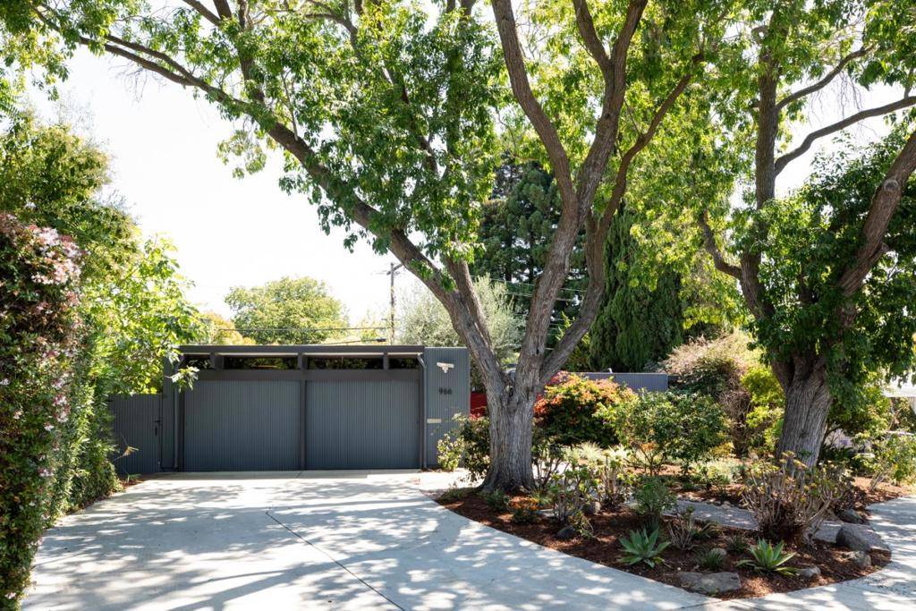 Palo Alto, CA 94303,966 El Cajon WAY