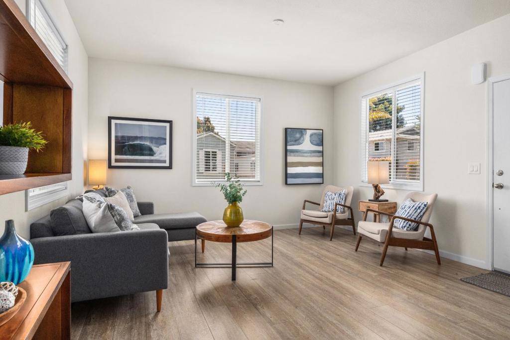 Santa Cruz, CA 95062,692 38th