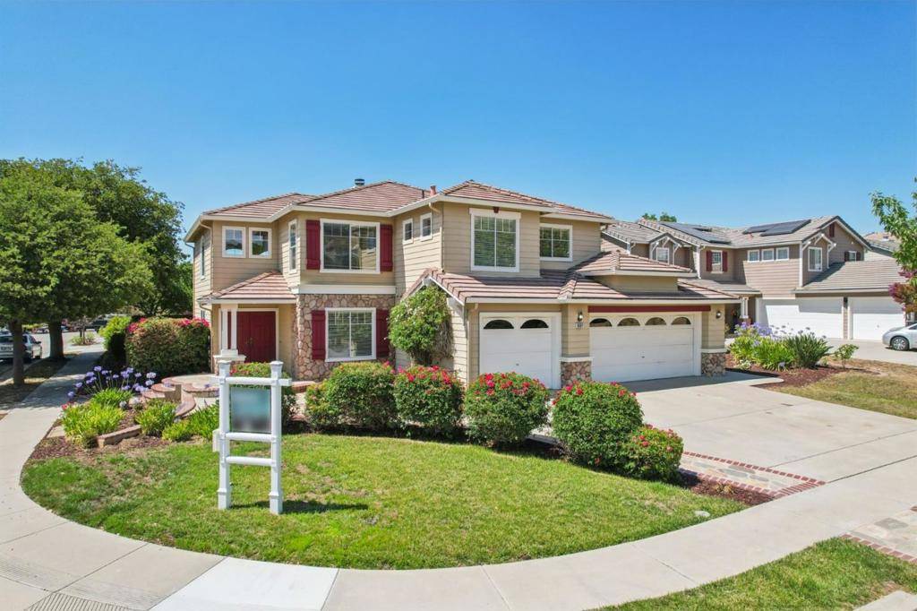 San Jose, CA 95135,6307 Hematite CT