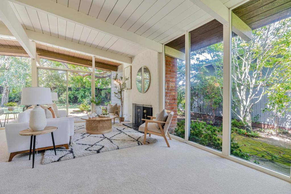 Palo Alto, CA 94306,26 Roosevelt CIR
