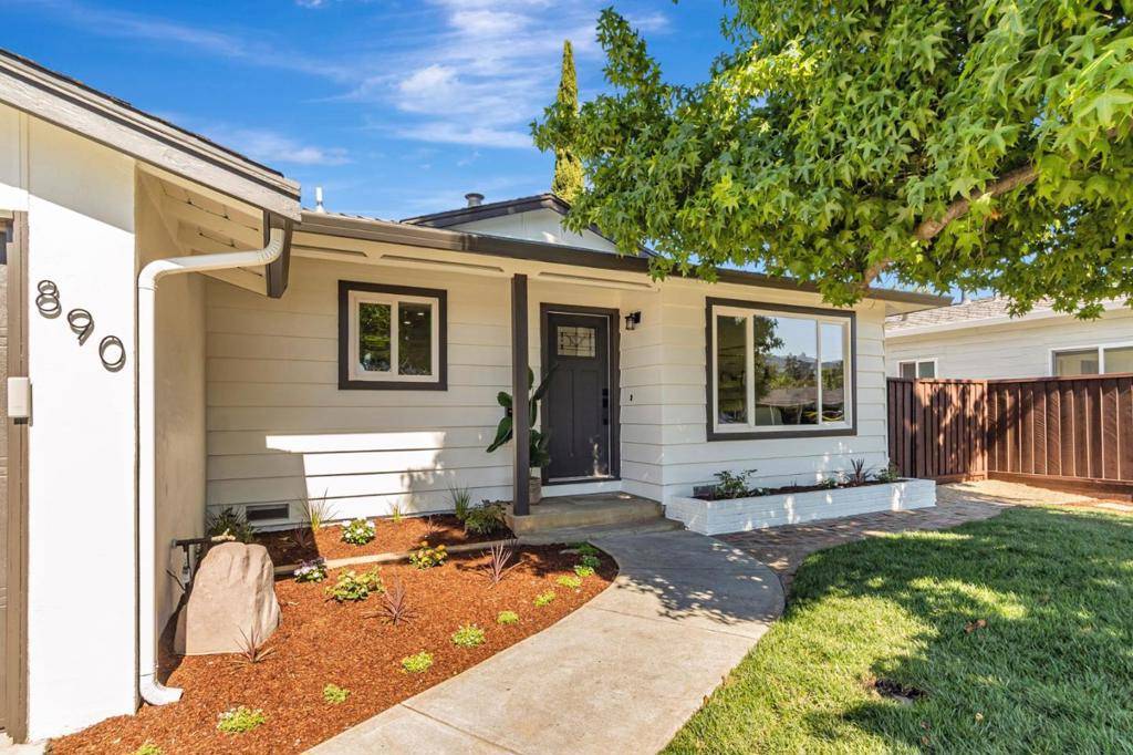 Campbell, CA 95008,890 Silacci DR