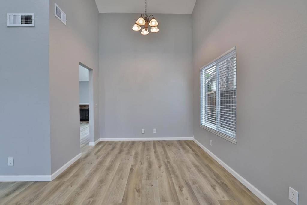 Milpitas, CA 95035,365 San Andreas DR