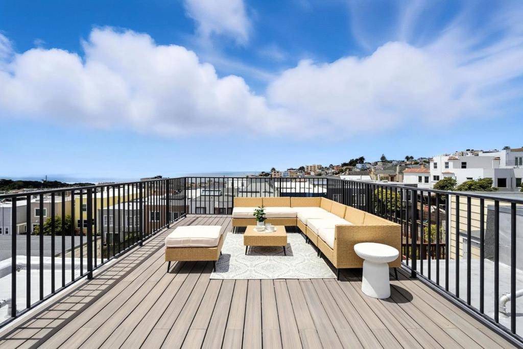 San Francisco, CA 94121,651 41st AVE