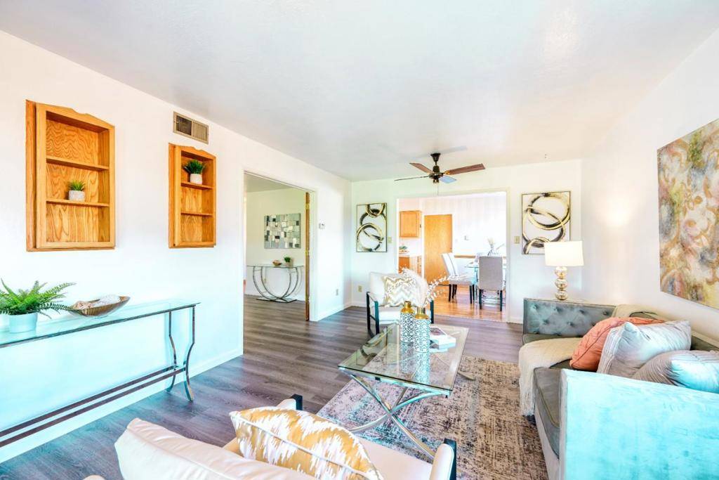 Pittsburg, CA 94565,4301 Hillview DR