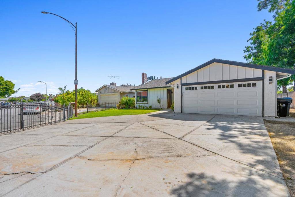 San Jose, CA 95116,295 Esmeralda CT