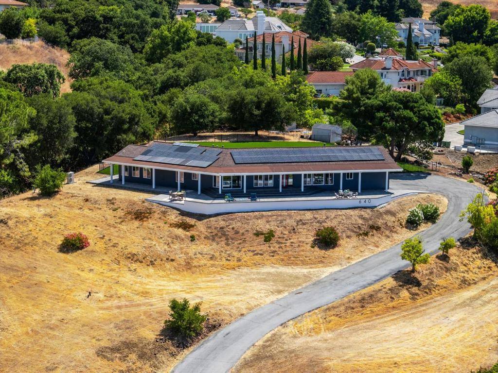 Milpitas, CA 95035,640 Evans RD